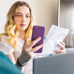 Τι μπορεί να συμβαίνει όταν κάποιος ξεχνάει συνέχεια να πληρώσει τους λογαριασμούς του