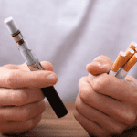 Βοηθούν τα ηλεκτρονικά τσιγάρα στο να κόψουμε το κάπνισμα;