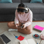 Παιδιά και social media: Τι λένε οι ειδικοί για την ανάπτυξη του εγκεφάλου τους