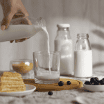 Γαλακτοκομικά και άνοια: Διατροφολόγος εξηγεί πώς επηρεάζεται η υγεία του εγκεφάλου