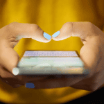 Τα social media κάνουν «like» στην κατάθλιψη