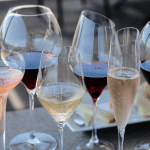 Μύθος ότι ένα – δύο ποτηράκια αλκοόλ προστατεύουν από εγκεφαλικό