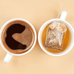 Καφές vs Τσάι: Ποιο ρόφημα είναι πιο αποτελεσματικό στην πρόληψη της άνοιας