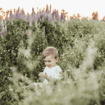 Τα παιδιά που μεγαλώνουν μέσα στο πράσινο γίνονται πιο «ισορροπημένοι» ενήλικες