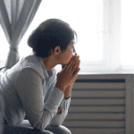 Το χαμηλό εισόδημα επηρεάζει αρνητικά τον εγκέφαλο