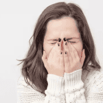 Καταπιέζοντας το φτέρνισμα κινδυνεύουμε με τραυματισμό