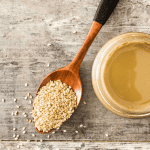 Ταχίνι, το απόλυτο superfood της Σαρακοστής