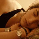 Οι έφηβοι που δεν κοιμούνται αρκετά, έχουν αυξημένες πιθανότητες να υιοθετήσουν επικίνδυνες σεξουαλικές συμπεριφορές