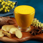 Γάλα κουρκουμά: Τα οφέλη του αρχαίου ροφήματος για τον ύπνο