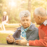 Διπλάσιος ο κίνδυνος εμφράγματος για ηλικιωμένους που ζορίζονται οικονομικά