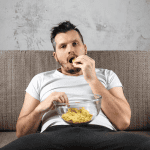 Βρέθηκε από επιστήμονες η αιτία του υπερβολικού «καθησιού»