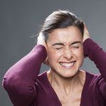 Τι συμβαίνει στο σώμα όταν ακούμε έναν πολύ δυνατό ήχο;