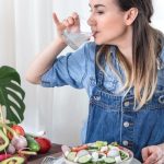 Μετά από ποια γεύματα ζητάμε περισσότερο νερό;